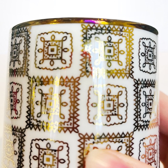 Hungarian Smakfest Gold Painted White Mug with Lid Coffee Tea Square Checkered - Picture 8 of 8